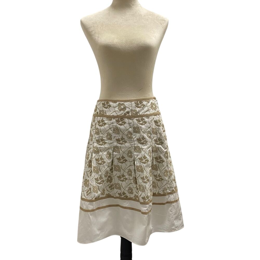 Women's Ann Taylor Sz 4 100% Cotton Lined Skirt White w/ Beige Floral Embroidery